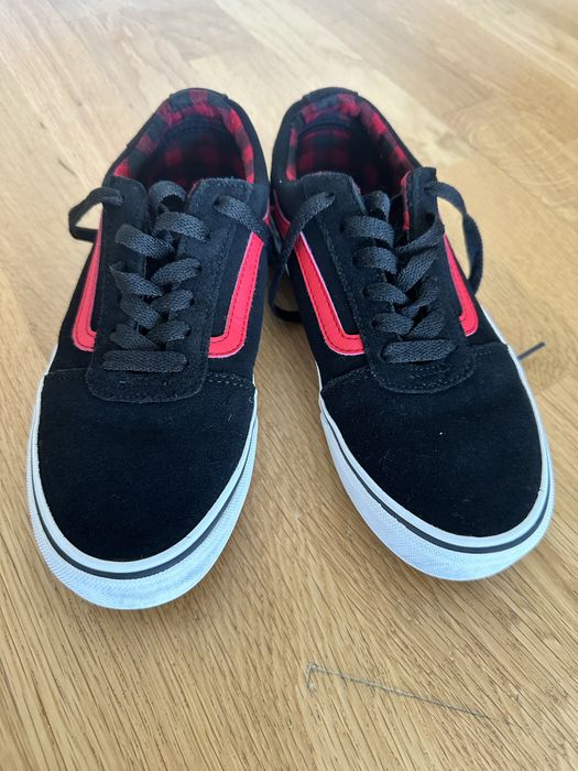 Tenesi Vans mas 35