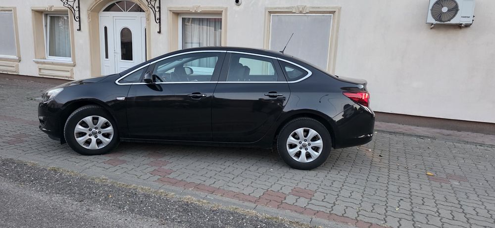 Opel Astra 1.6  Diesel