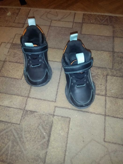 Кроссовки на мальчика