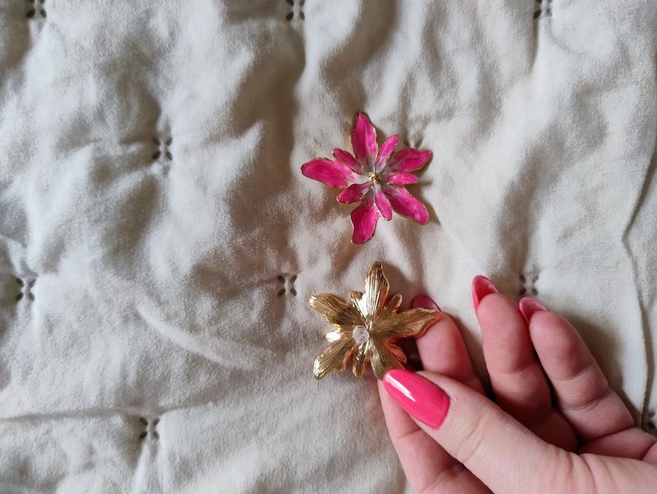 Cercei pink metal