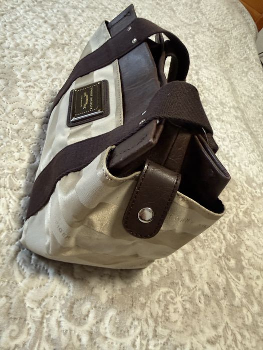 Geanta Tommy Hilfiger originala bej maro ca noua