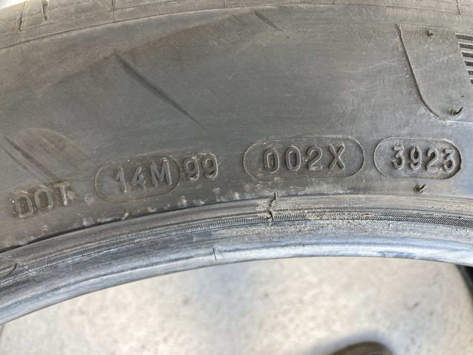 Лятни гуми спорт пакет 325-35-23 задни и 285-40-23