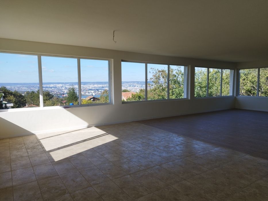 Продава се Къща в Варна, м-т Зеленика - 375 кв.м за 1678 €/кв.м - Снимка #19