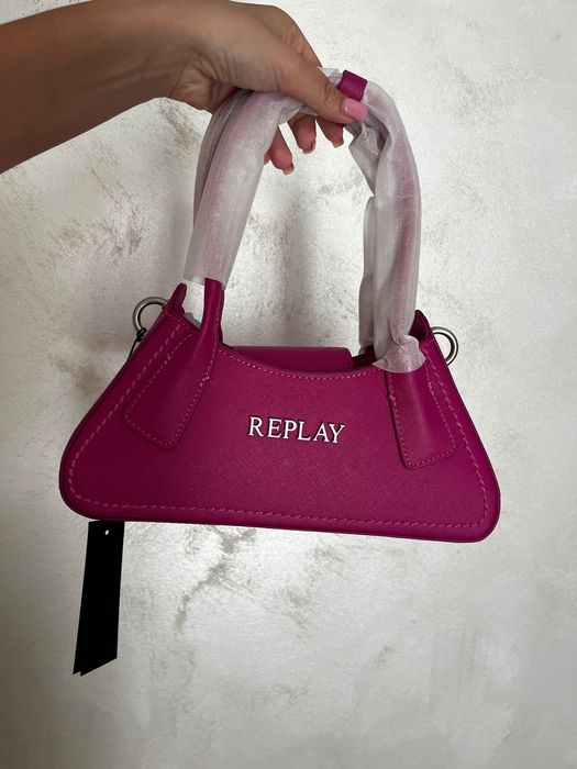 Replay чанта нова