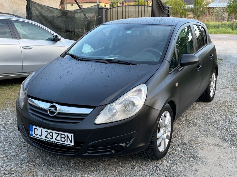 Opel Corsa D 2009  1.4 benzina + gaz . Proprietar