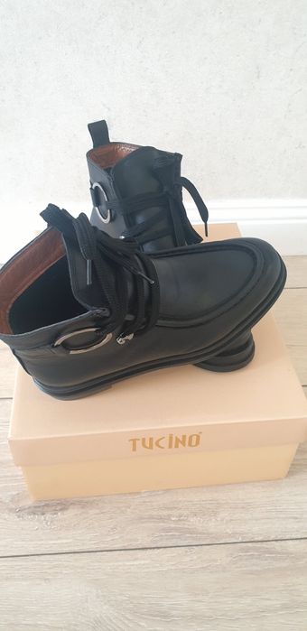 Срочно продам кожаный осенний ботинки