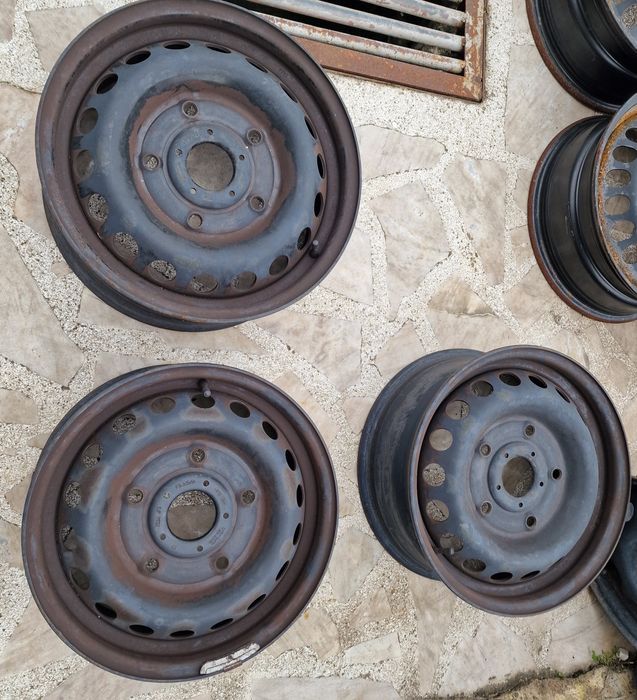 Ford 16 цола джанти за бус Перфектно състояние.. Замъка Ямбол.