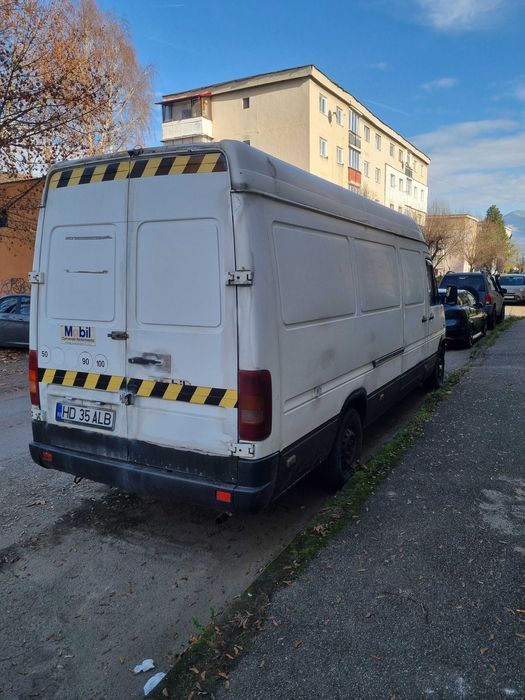 Vînd vw. Lt 35 an. 2002 perfectă stare de funcționare