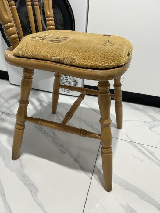 Разтегателна маса с ДВА стола