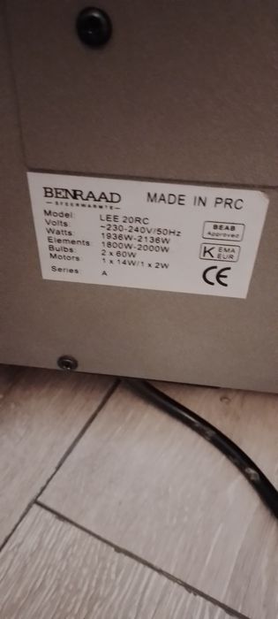 Semineu electric cu efect de flacara