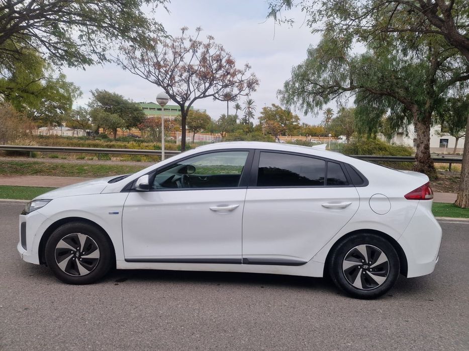 Hyundai Ioniq benzin hibrid 2018