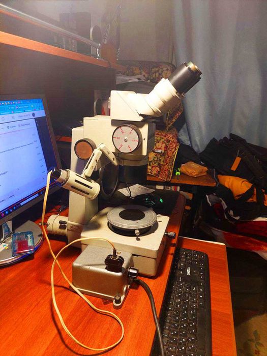 Продаю Стереоскопический поляризационный микроскоп MПСУ-1.