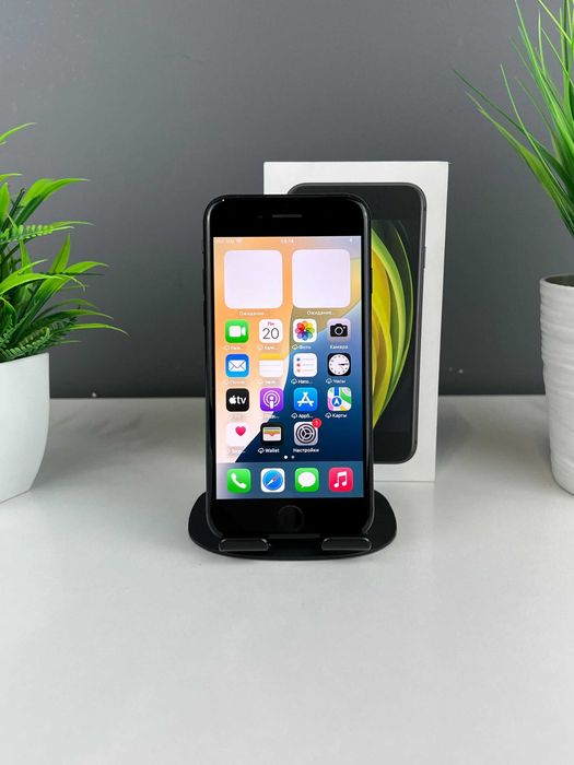 Apple iPhone SE (2022) , черный 7000а0326