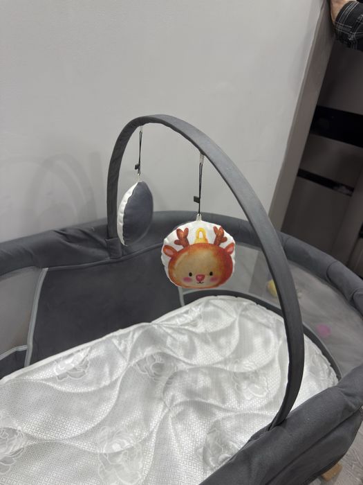 Продается детская кроватка - складная