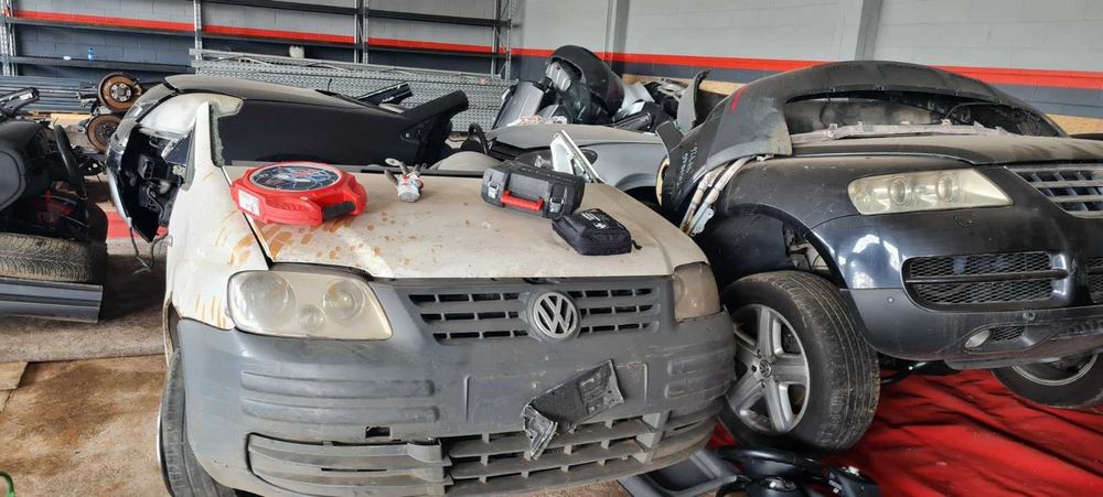 Фолксваген Кади  2.0i  BSX – само на части