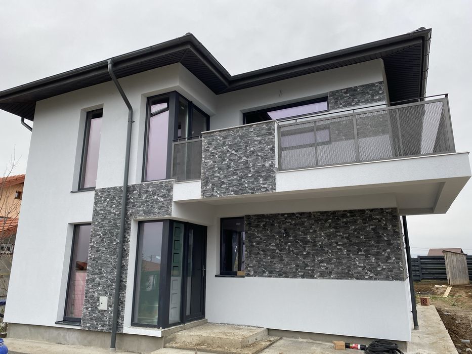 Casa Hlincea P+1, strada Petru Schiopu 404 mp teren