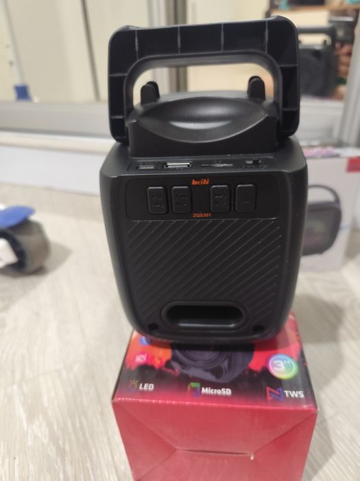 Колонки, с коробкой