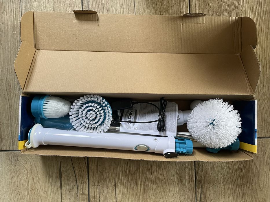 Електричрска четка за почистване Hurricane Spin Scrubber