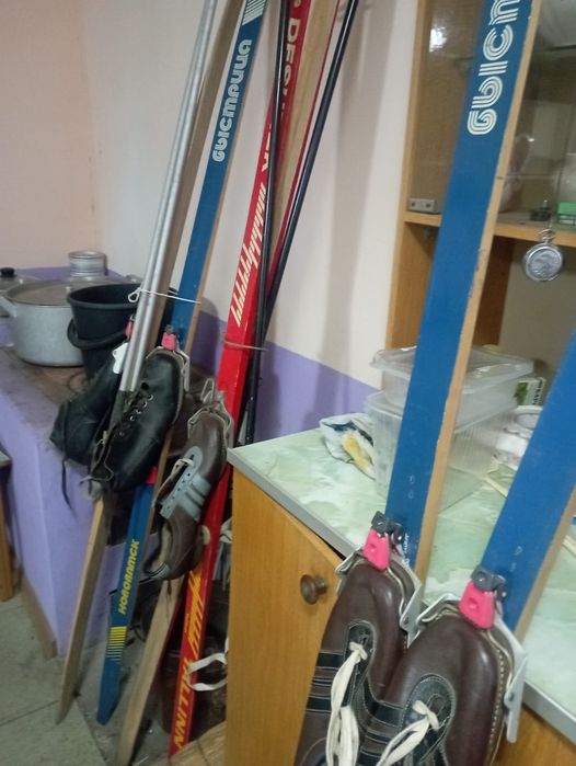Продам лыжи в комплекте