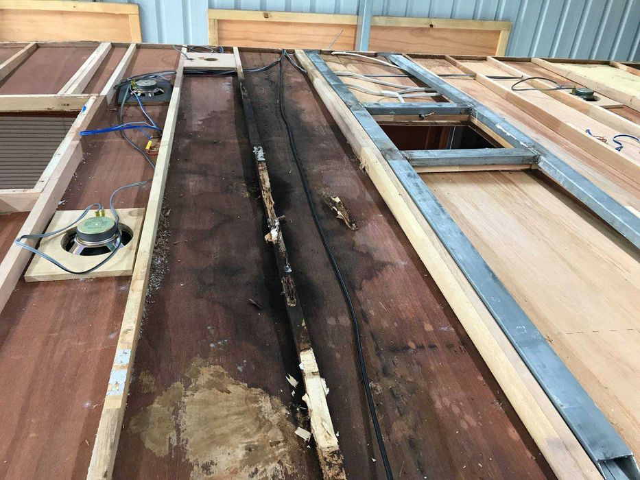 Ремонт и подобрения на каравани и кемпери