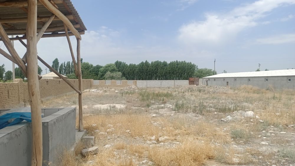 Tayyor biznes sotiladi. Broiler boqish uchun. 24 sotx  Bino 6 sotx