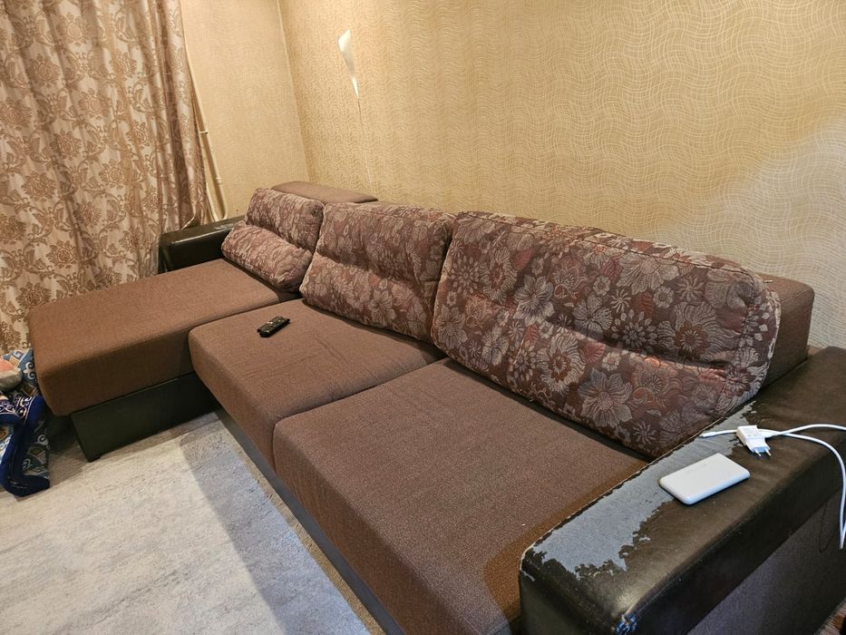 Продам диван, в хорош сост, самовывоз
