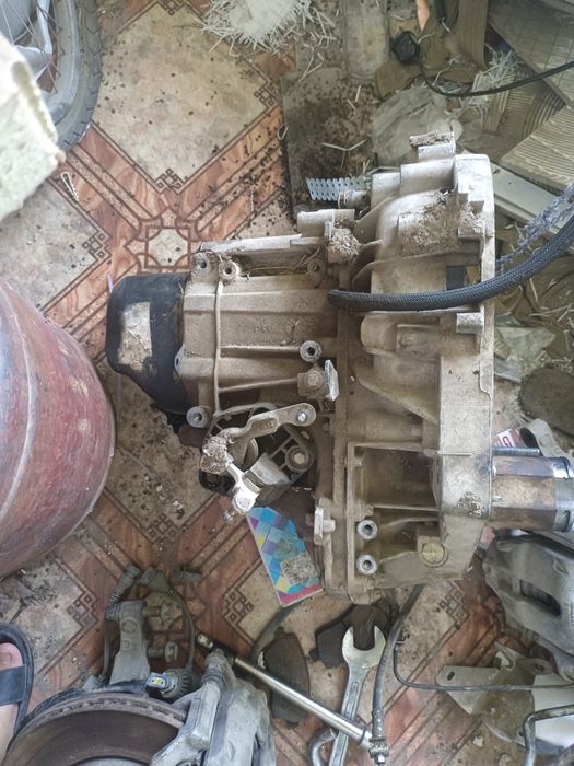 Лада Ларгус авторазбор есть все