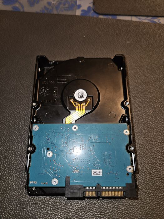 Vând Hdd thosiba 4 tera