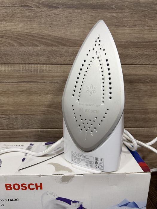 Утюг Bosh 2750 w