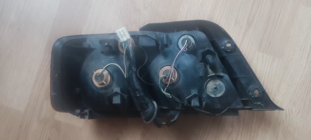 Продам фонарь chaser 100