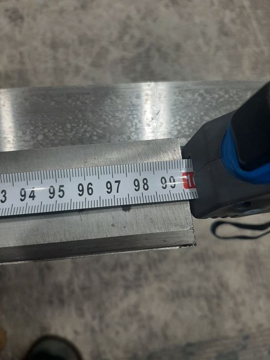 Нож строгальный на рэйсмус