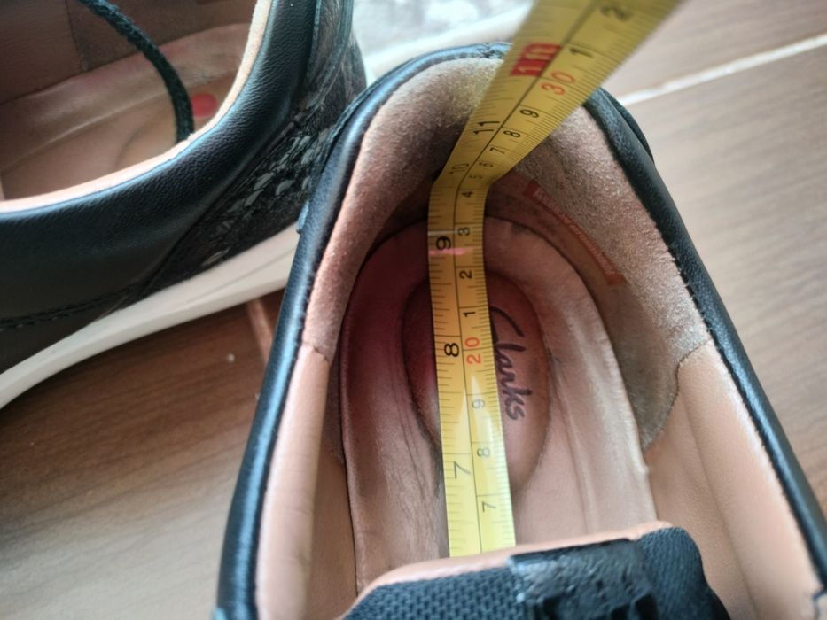 Clarks premium, piele naturală