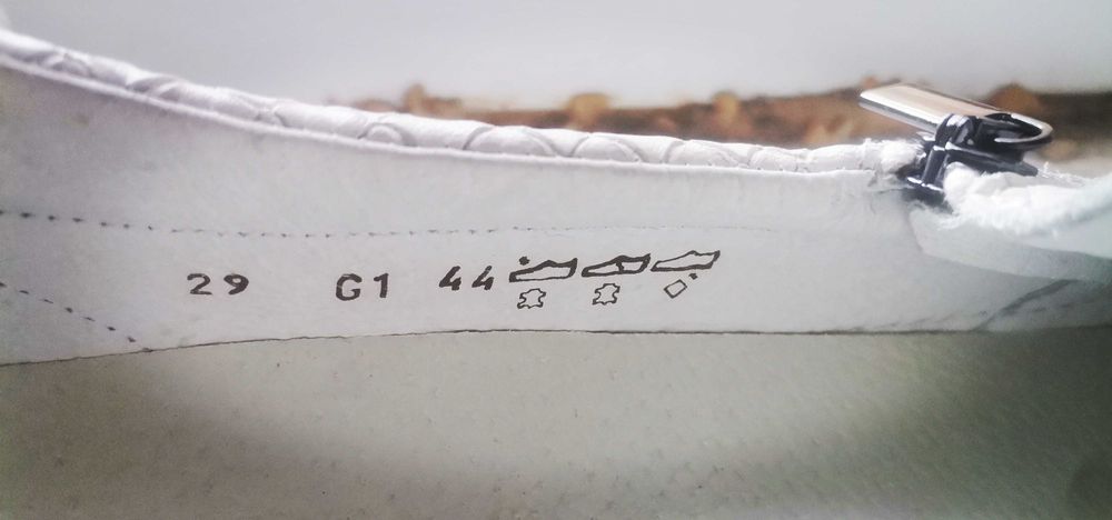 Sneakers FRAU 44 Slip on