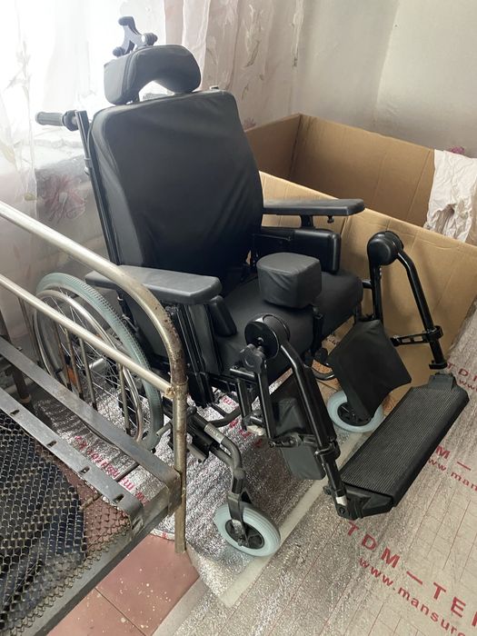 Инвалидноие новое многофункционное коляска