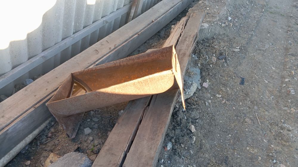 Продам посуду для корм