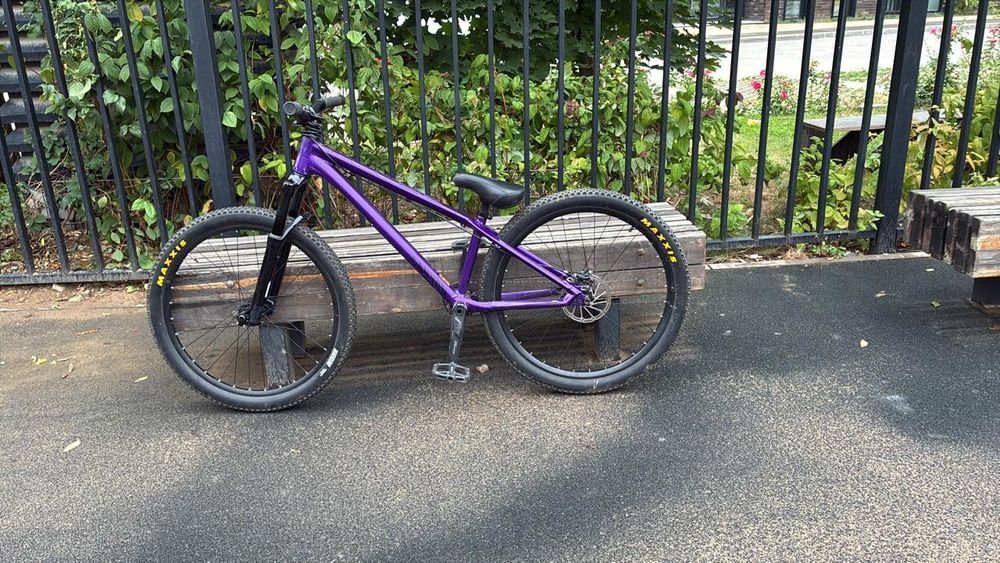 Canyon Stitched 360  dirtbike