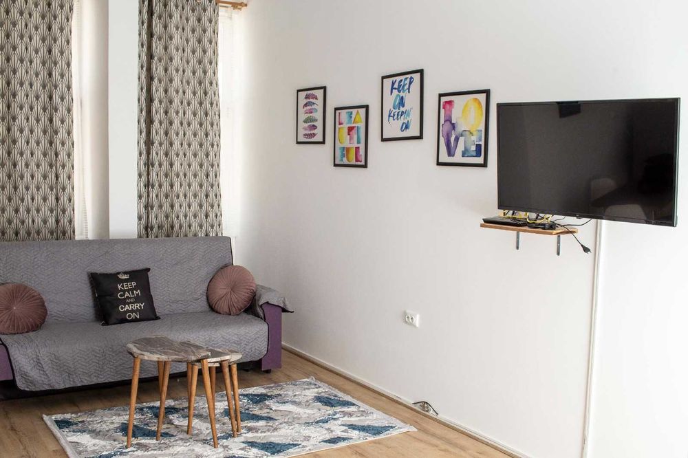 Inchiriez apartamente  zona Avram Iancu/15 Noiembrie