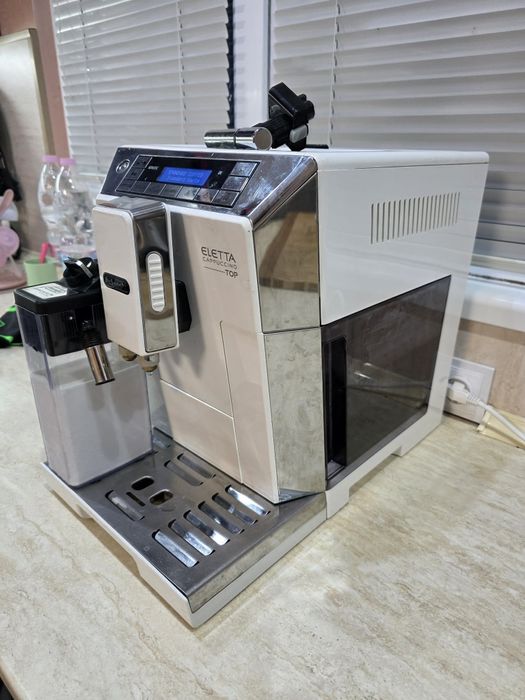 Кафеавтомат  Delonghi Eletta cappuccino TOP