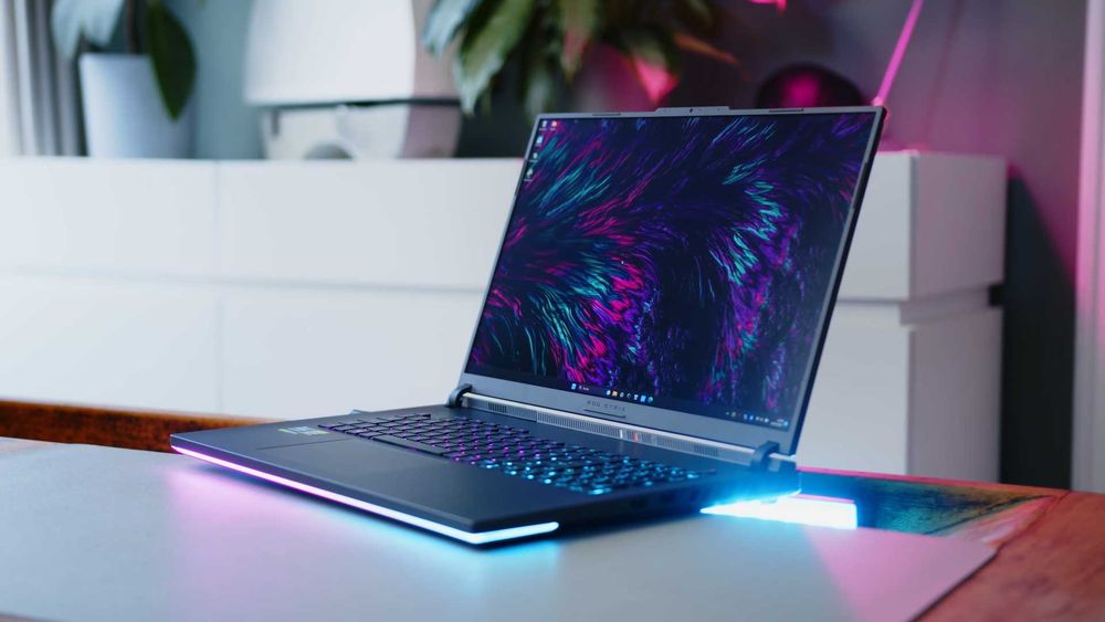Ултра екстремен геймърски лаптоп asus rog strix g18