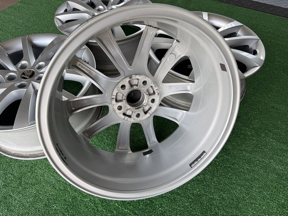 4бр. КАТО НОВИ 18” ОРИГИНАЛНИ Джанти “ELBRUS” 5х112 за -SKODA/AUDI/VW/SEAT/Vag- 7.0Jx18H2, ET43