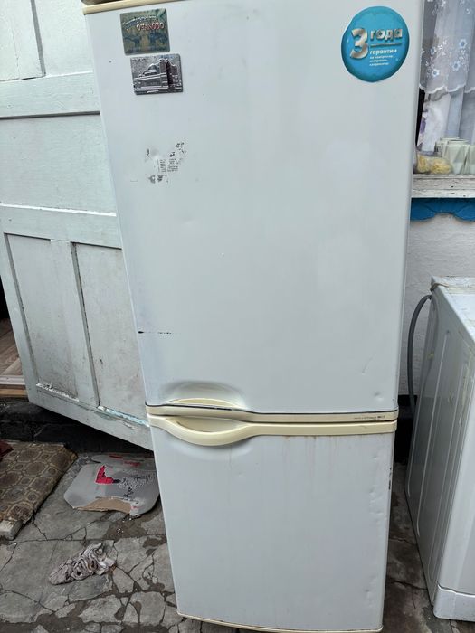 Продам холодильник в хорошем состоянни