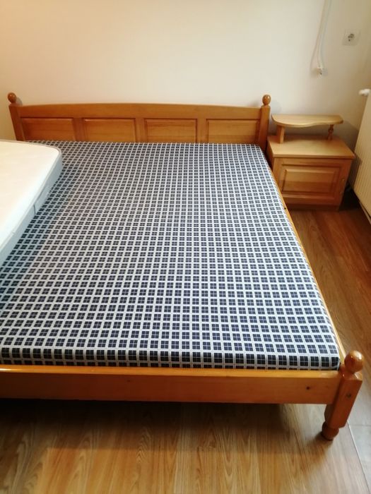 Спалня масивно дърво с матрак 164х190