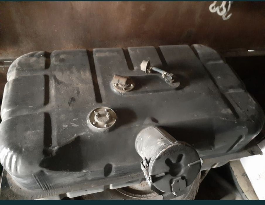 Бензобак сатылады , топливный бак