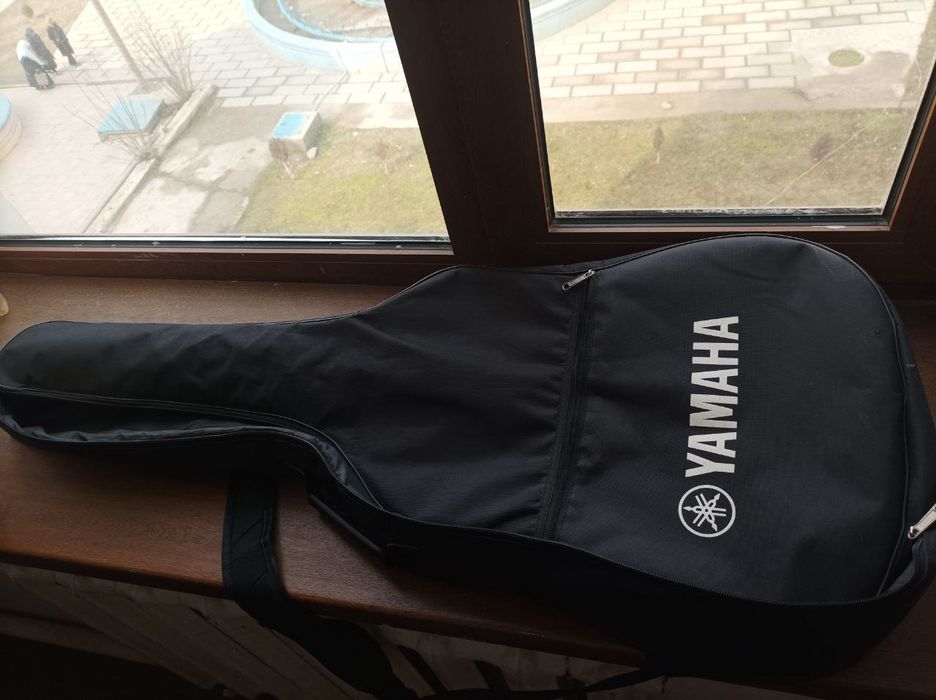 41-razmer Ekvalayzerli Martinez akustik gitara