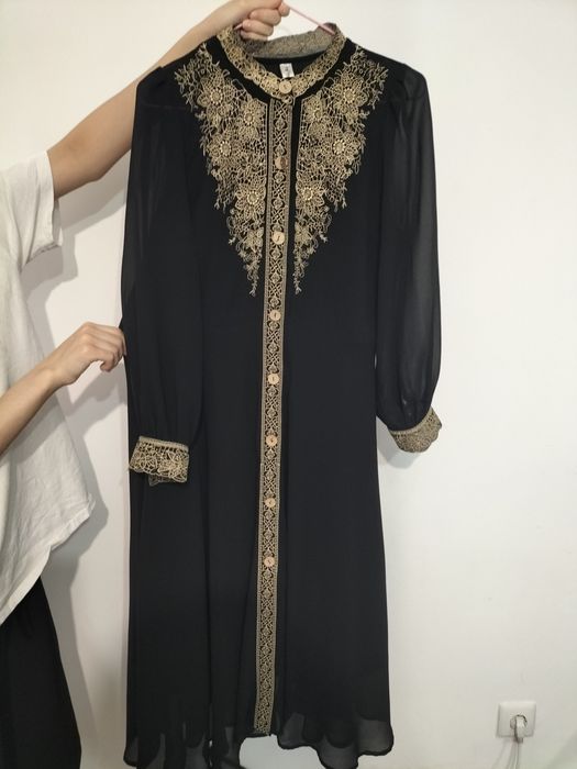 Шикарное Платье вечернее