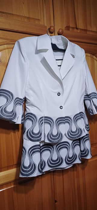 Шикозен Костюм на RHAPSODIE ! Стил и Класа! НОВ!