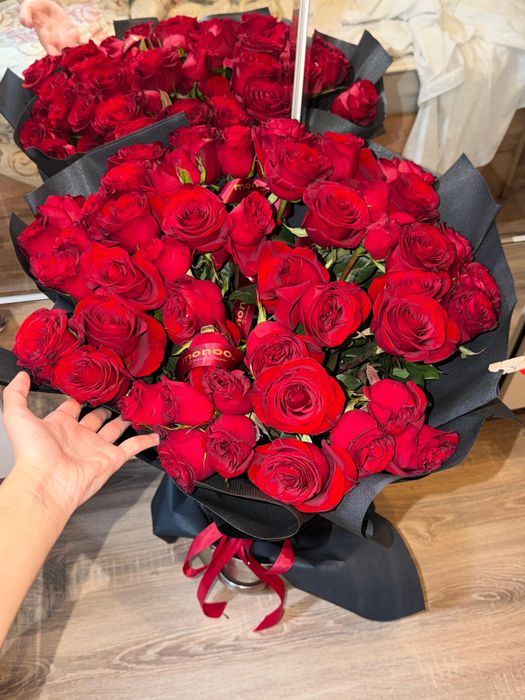 Цветы 51 роза 8к