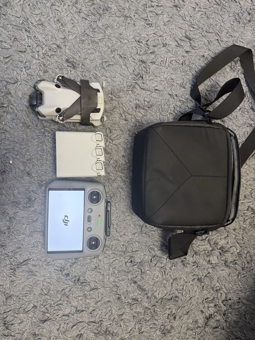 Drona DJI Mini 4 pro