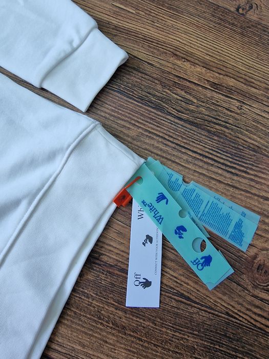 Страхотна мъжка блуза суитчър нова с етикет размер S M L XL 2XL