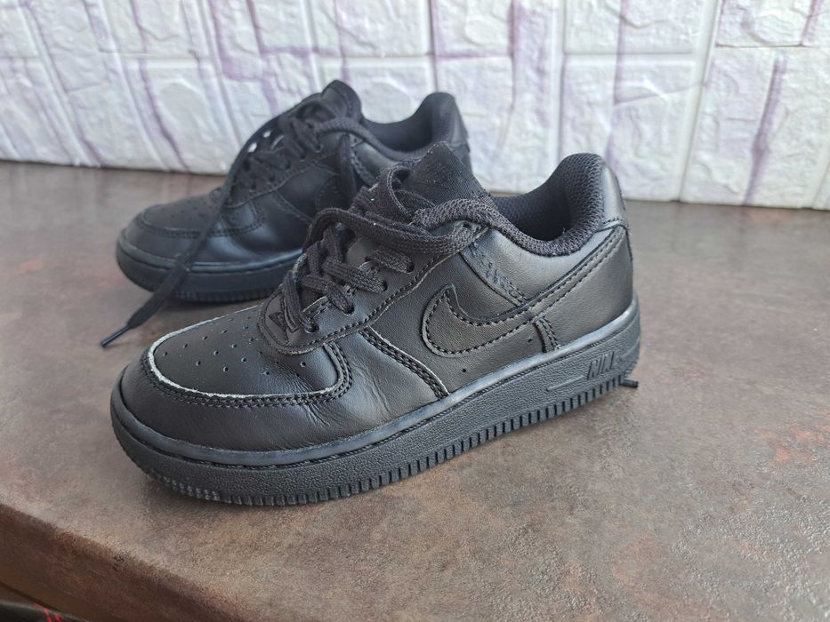 маратонки за момче,момиче кецове,спортни обувки Nike,найк,номер 27,5